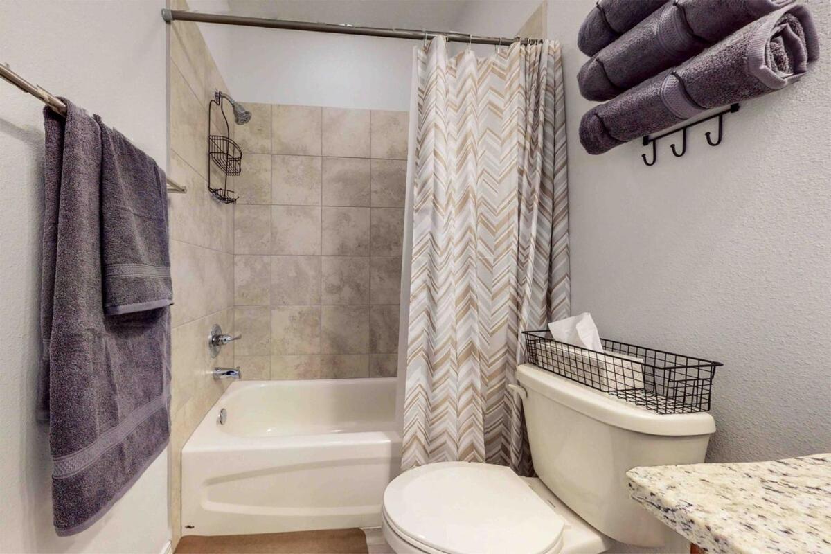 Modern Home 3Br Next To Airport, Netflix, Casino Albuquerque Exterior photo